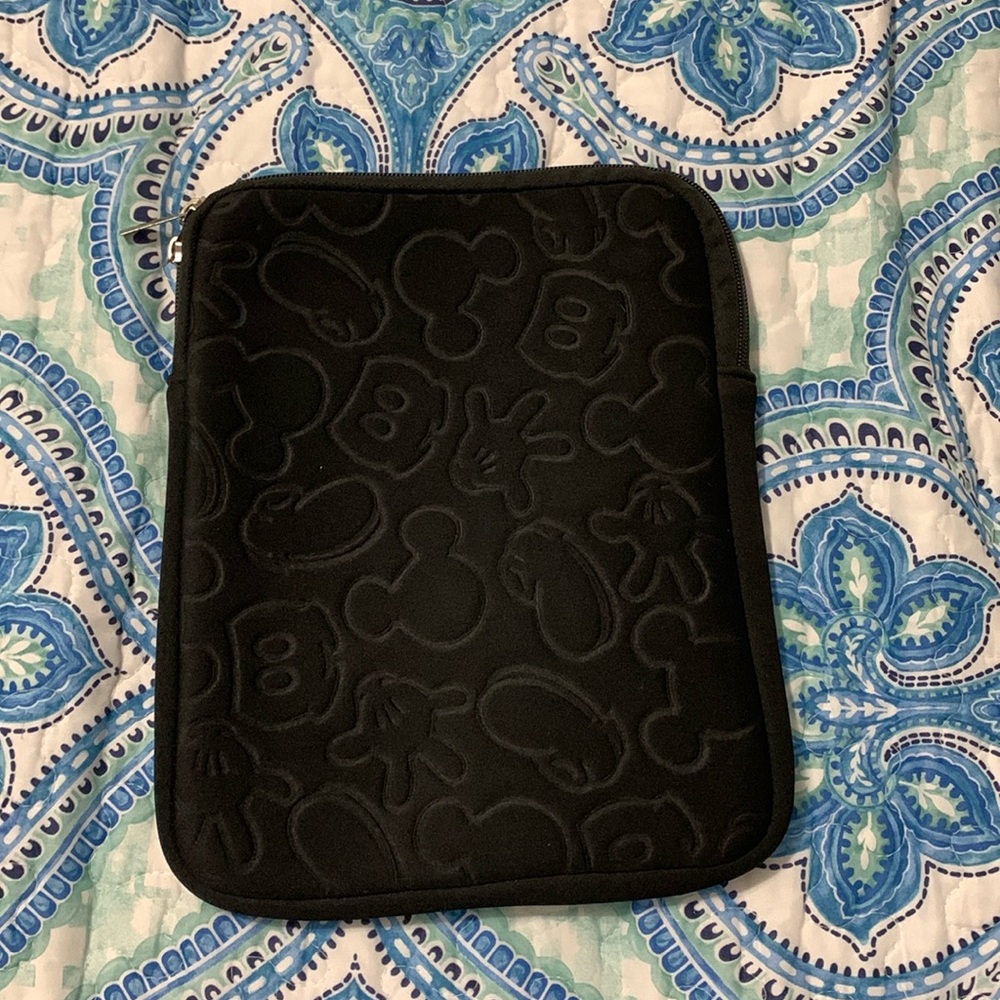 Zippered Mickey Mouse iPad case